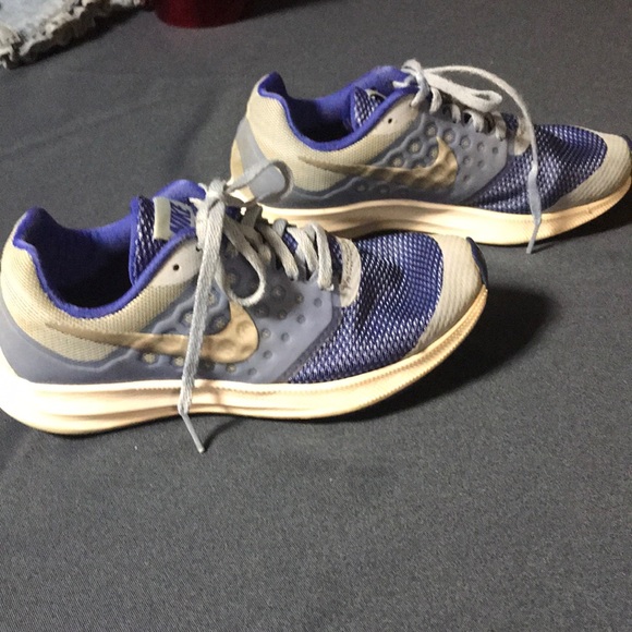 childrens nike tennis shoes